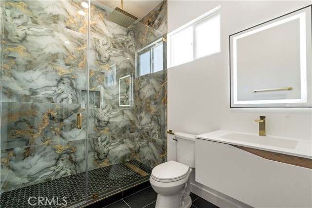 Detail Gallery Image 15 of 18 For 7658 Lemp Ave, North Hollywood,  CA 91605 - 3 Beds | 1/1 Baths