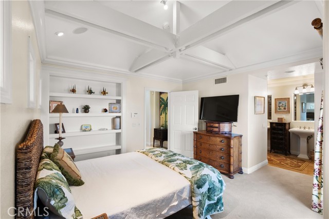 Detail Gallery Image 14 of 22 For 2501 Bungalow Pl #1,  Corona Del Mar,  CA 92625 - 2 Beds | 2/1 Baths