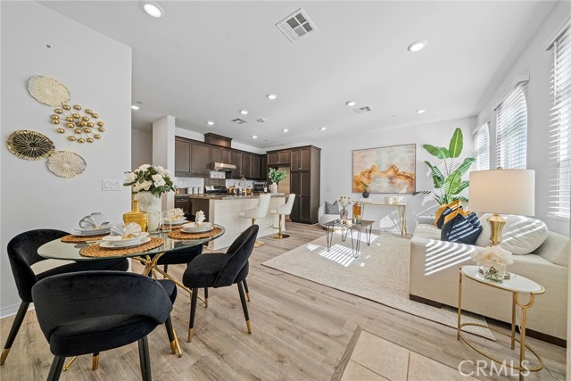 16022 Voyager Avenue, Chino CA: https://media.crmls.org/medias/ff7345e8-b54a-4a92-80c4-e94d5e69c5a8.jpg