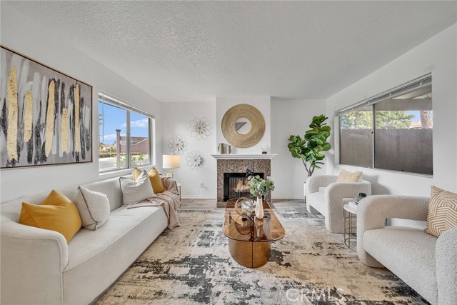 Detail Gallery Image 8 of 34 For 1200 Elm Ave a,  San Gabriel,  CA 91775 - 3 Beds | 2/1 Baths