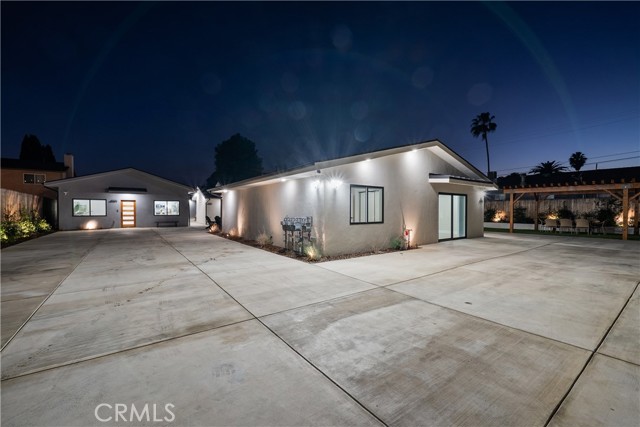 16360 Parthenia photo 19