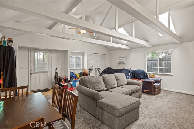 316 W Sacramento Avenue, Chico CA: https://media.crmls.org/medias/ff759b4e-8a1c-42c8-976a-a2d3f0dd3224.jpg