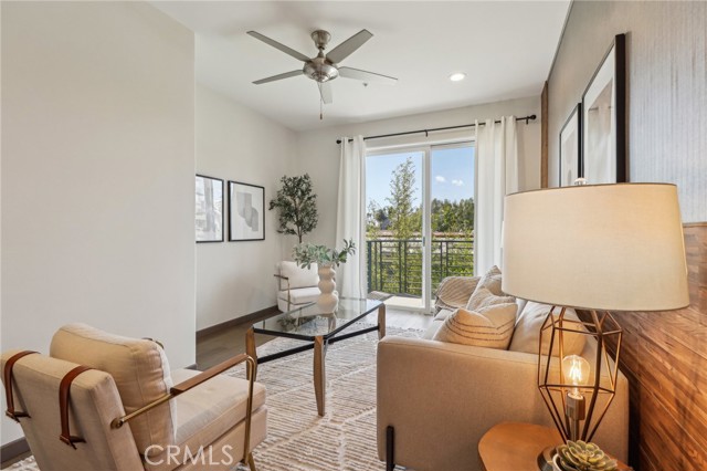 903 S New Hampshire Avenue, Los Angeles CA: https://media.crmls.org/medias/ff763847-1ca5-4ec6-b848-33d65067f57a.jpg