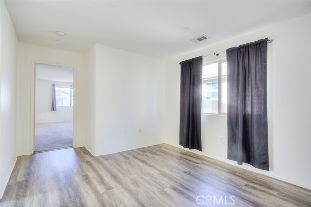 Detail Gallery Image 21 of 42 For 469 Niagara Ct, Corona,  CA 92878 - 4 Beds | 2/1 Baths