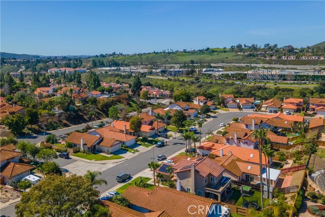 Detail Gallery Image 42 of 47 For 10954 Cool Lake, San Diego,  CA 92128 - 4 Beds | 2/1 Baths