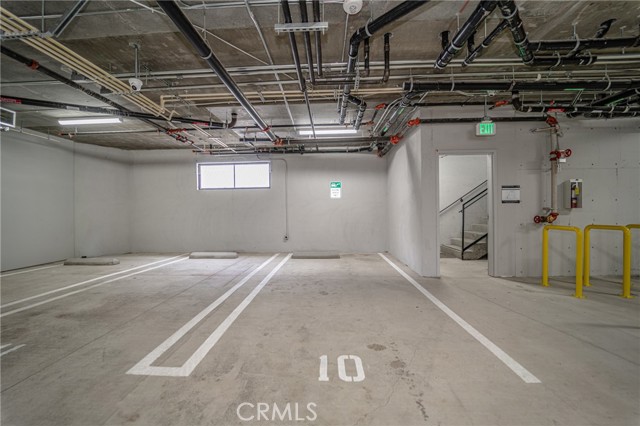 2828 London Street, Los Angeles CA: https://media.crmls.org/medias/ff7743da-1411-4621-8ffb-c5b1f036683f.jpg