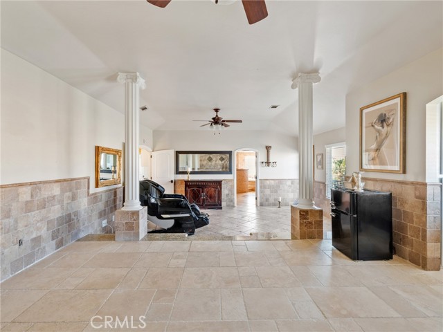 18160 Harbor Drive, Victorville CA: https://media.crmls.org/medias/ff774f5a-5f44-44d5-8ae2-9d4cfe53c349.jpg