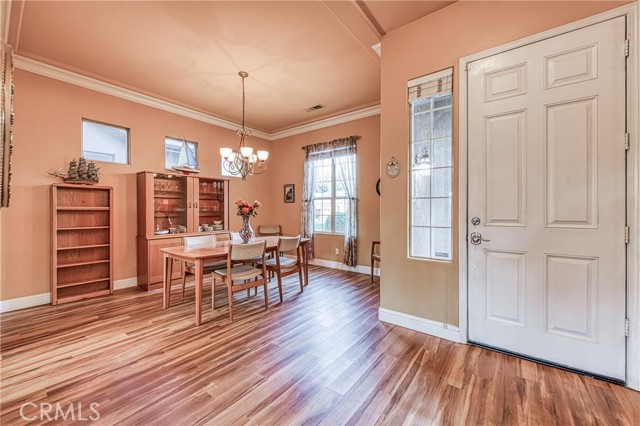 2737 Sussex Avenue, Clovis CA: https://media.crmls.org/medias/ff7821dd-8a88-4ef2-b440-c2dbc0d9b4ca.jpg