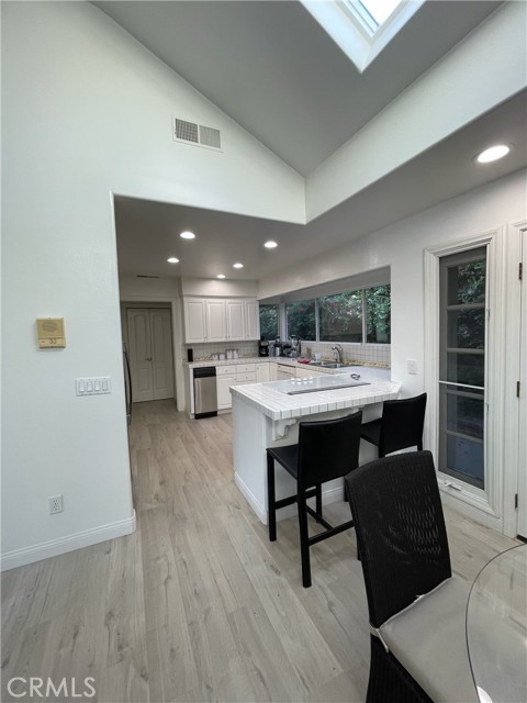 Detail Gallery Image 8 of 16 For 30022 Bello Place, Laguna Niguel,  CA 92677 - 3 Beds | 2/1 Baths