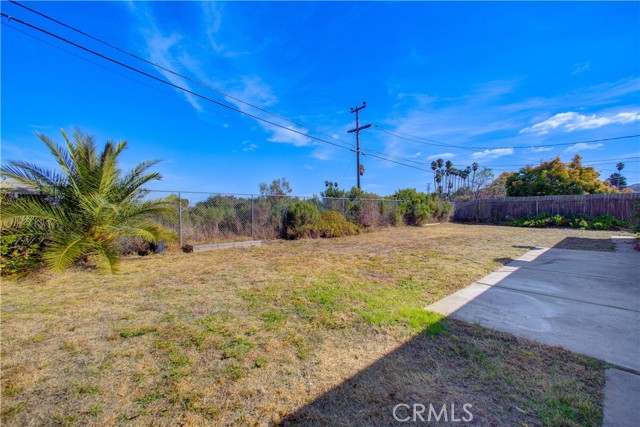 Detail Gallery Image 32 of 37 For 1055 via Esmeralda, Santa Maria,  CA 93455 - 3 Beds | 2 Baths