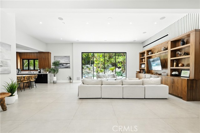 4609 Louise Avenue, Encino CA: https://media.crmls.org/medias/ff7976f3-bfc7-4fa7-af69-dbc98c4ddd4e.jpg