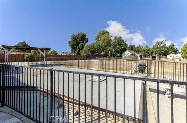 1123 S Walnut Avenue, West Covina CA: https://media.crmls.org/medias/ff7b45d3-aa0d-4f33-89d1-f2172bff5d65.jpg