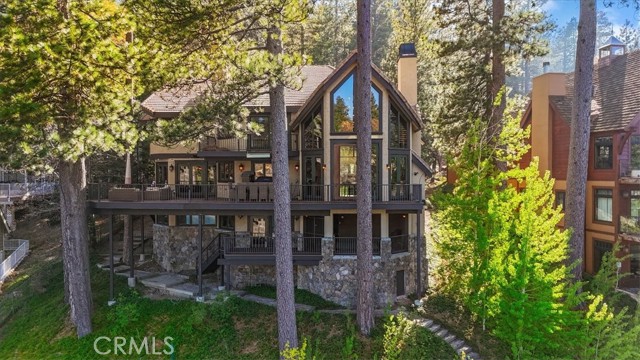 Detail Gallery Image 3 of 63 For 27625 Meadow Bay Dr, Lake Arrowhead,  CA 92352 - 6 Beds | 6/1 Baths