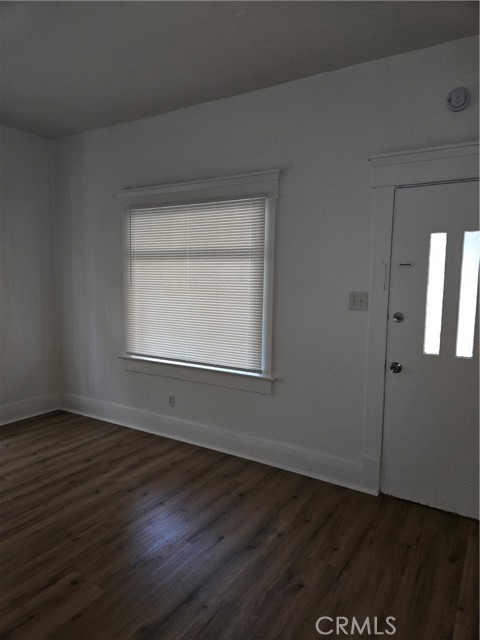 Detail Gallery Image 2 of 44 For 209 S Birch St #B,  Santa Ana,  CA 92701 - 1 Beds | 1 Baths