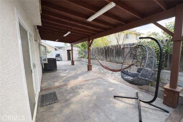 Detail Gallery Image 8 of 9 For 2036 Cherrytree Dr, Perris,  CA 92571 - 3 Beds | 2/1 Baths