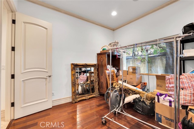 22349 Dolorosa Street, Woodland Hills CA: https://media.crmls.org/medias/ff828af0-c261-42be-8502-0da5334c0c7c.jpg