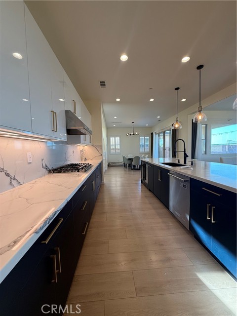 Detail Gallery Image 4 of 59 For 652 E Desert Willow Rd, Azusa,  CA 91702 - 4 Beds | 6 Baths