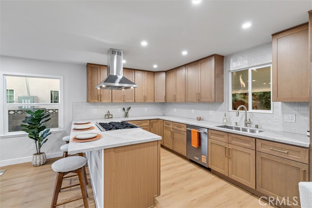 7560 El Escorial, Buena Park CA: https://media.crmls.org/medias/ff8338a8-7de9-479b-a8fd-27f5cb94a98f.jpg