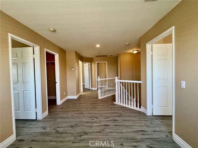 Detail Gallery Image 12 of 22 For 6927 Tailwind Ln, Fontana,  CA 92336 - 4 Beds | 2/1 Baths