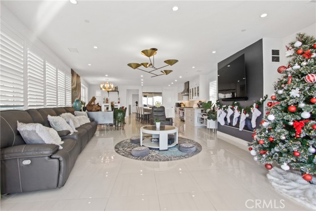 Image 19 of 74 For 208 Ocean Place