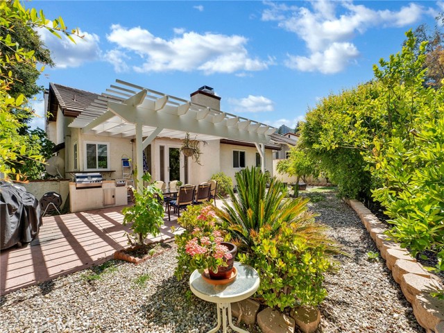 Detail Gallery Image 34 of 43 For 24527 Indian Hill Ln, West Hills,  CA 91307 - 5 Beds | 3 Baths