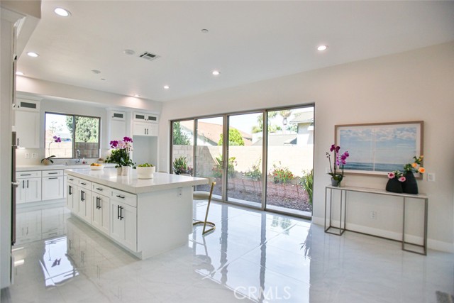 Detail Gallery Image 24 of 63 For 17413 Siena, Fountain Valley,  CA 92708 - 4 Beds | 4 Baths