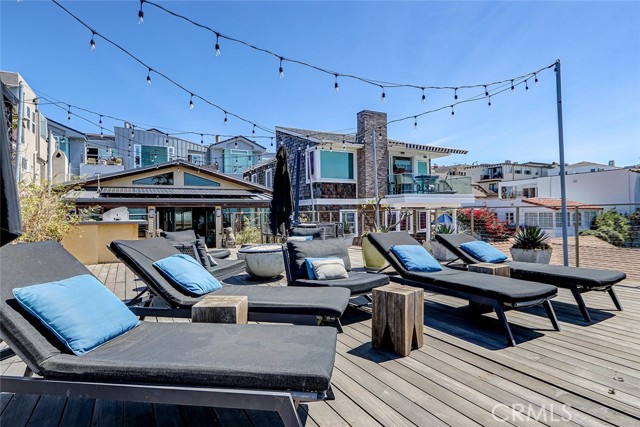 3205 Bayview Drive, Manhattan Beach, California 90266, 5 Bedrooms Bedrooms, ,5 BathroomsBathrooms,Residential,For Sale,Bayview,SB26067701