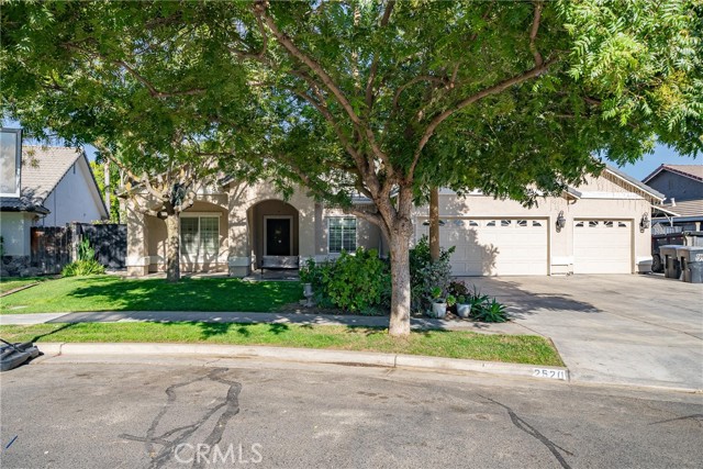 Detail Gallery Image 1 of 15 For 2520 N Liberty Ct, Visalia,  CA 93292 - 4 Beds | 2/1 Baths