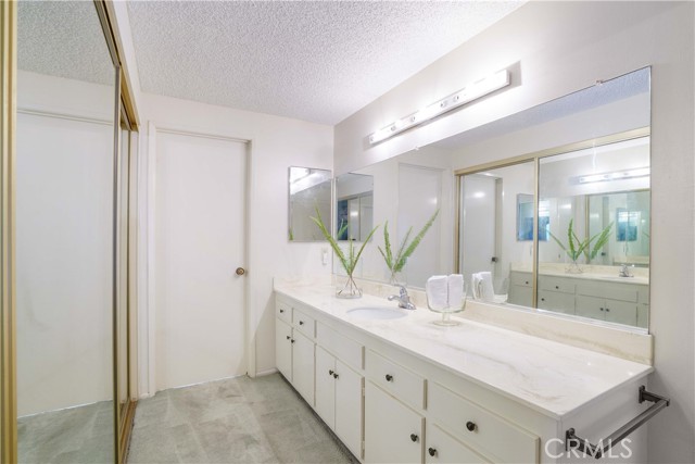 30 Cresta Verde Drive, Rolling Hills Estates, California 90274, 3 Bedrooms Bedrooms, ,3 BathroomsBathrooms,Residential,Sold,Cresta Verde,SB21173392