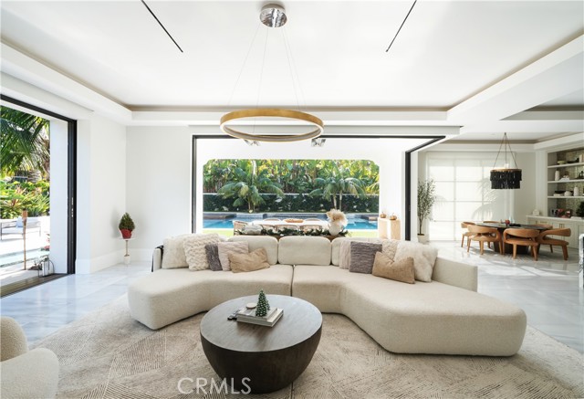34 S Sur, Newport Coast CA: https://media.crmls.org/medias/ff885624-a5a7-4ae8-8ddd-cd5dd5eda4ab.jpg
