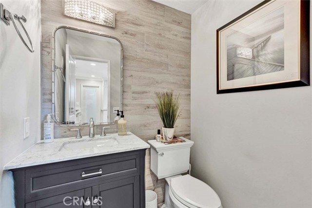 Image 43 of 60 For 20012 Mural Circle