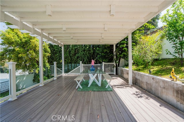 Detail Gallery Image 51 of 52 For 1440 Holbrook St, Eagle Rock,  CA 90041 - 3 Beds | 3/1 Baths