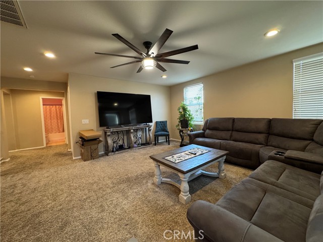Detail Gallery Image 26 of 54 For 12476 Domingo, Victorville,  CA 92392 - 5 Beds | 4/1 Baths