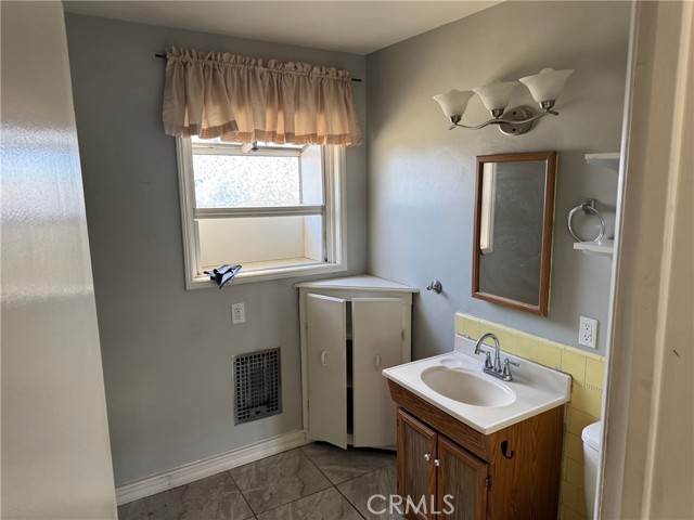 Detail Gallery Image 14 of 33 For 22138 Cantlay, Canoga Park,  CA 91303 - 2 Beds | 1 Baths