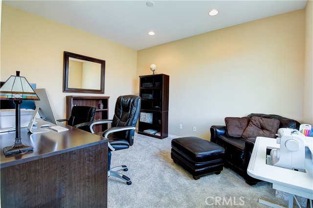 13033 Ridge Route Road, Riverside CA: https://media.crmls.org/medias/ff8d25a8-2e1a-499a-bc22-9070a0951a58.jpg