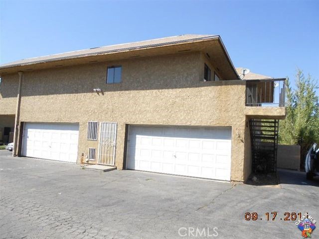 38023 20th E Street, Palmdale CA: https://media.crmls.org/medias/ff8dc7bc-a7e5-4d5f-a6a5-1ef3308e691b.jpg