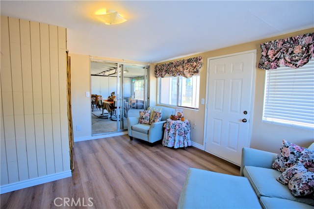 Detail Gallery Image 5 of 24 For 6019 Collins St, Jurupa Valley,  CA 92509 - 3 Beds | 1 Baths