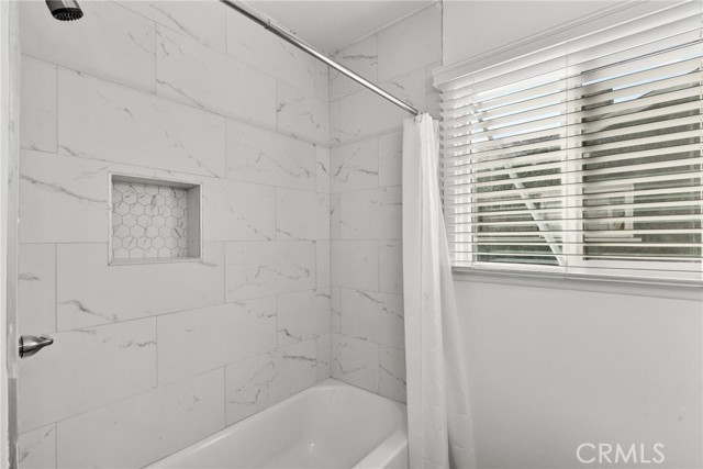 Detail Gallery Image 33 of 67 For 8050 Irondale Ave, Winnetka,  CA 91306 - 4 Beds | 2 Baths