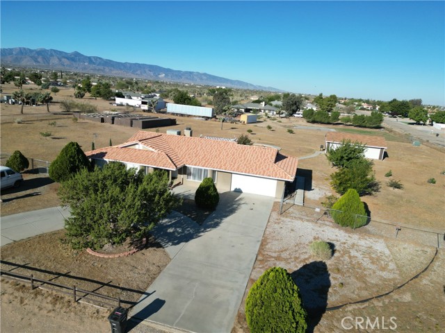 Image 3 for 10878 Braceo St, Oak Hills, CA 92344