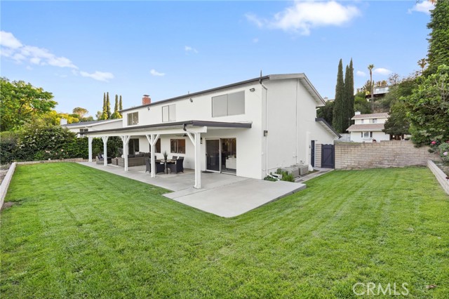 Detail Gallery Image 42 of 64 For 5932 Ellenview Ave, Woodland Hills,  CA 91367 - 5 Beds | 4 Baths