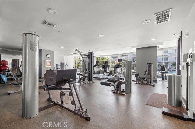 400 W Ocean Boulevard, Long Beach, California 90802, ,Commercial Lease,For Rent,400 W Ocean Boulevard,CRPW25108628