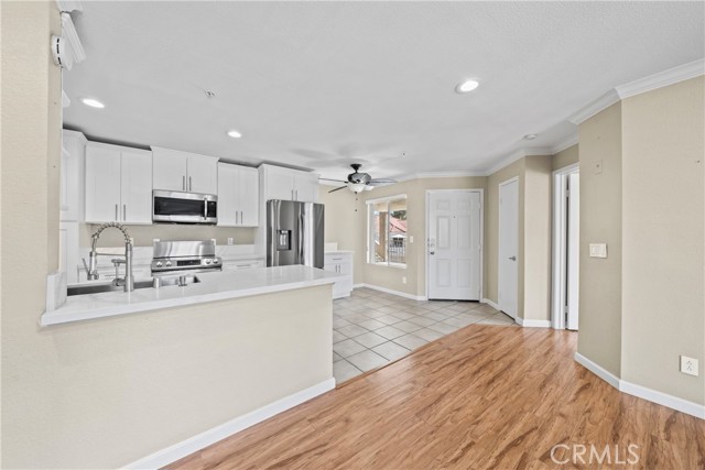 Detail Gallery Image 5 of 17 For 1030 Vista Del Cerro Dr #208,  Corona,  CA 92879 - 2 Beds | 2 Baths