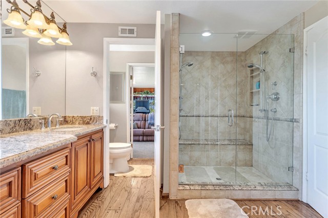 Detail Gallery Image 24 of 59 For 19350 Winged Foot Cir, Porter Ranch,  CA 91326 - 5 Beds | 4 Baths