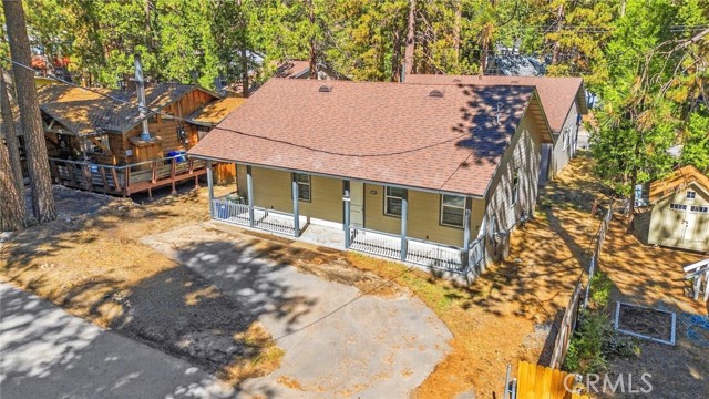 2621 Secret Drive, Running Springs, CA 92382