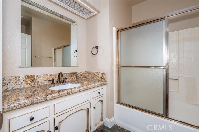 Detail Gallery Image 21 of 32 For 8153 N Cedar Ave #113,  Fresno,  CA 93720 - 2 Beds | 2 Baths