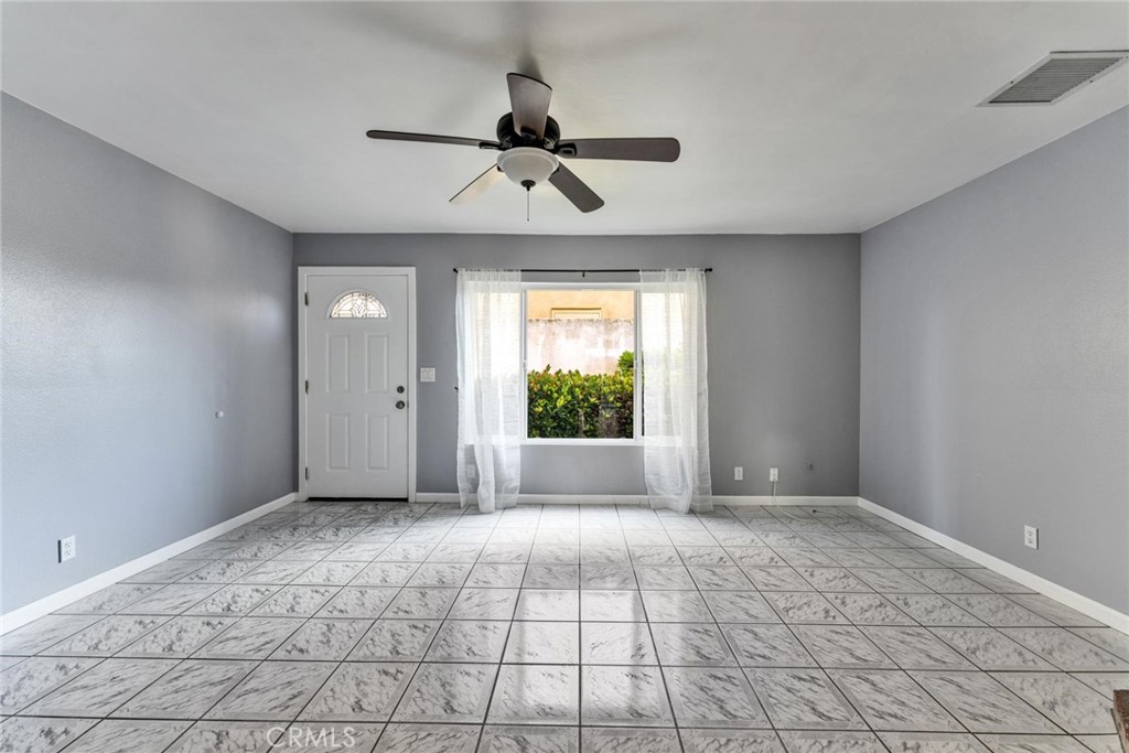 5372 Clairemont Mesa Blvd - photo 6