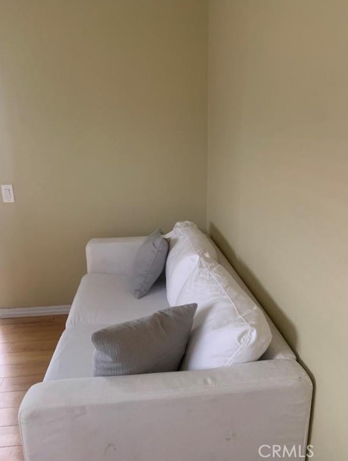 Detail Gallery Image 3 of 9 For 12 Whitecloud, Irvine,  CA 92614 - 7 Beds | 3/1 Baths