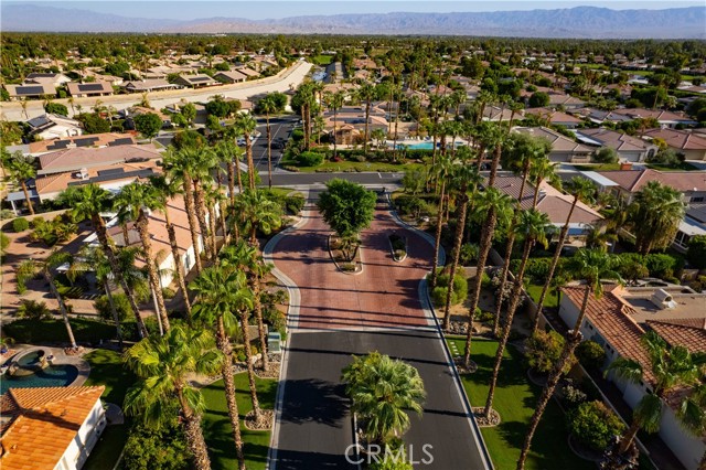 Detail Gallery Image 4 of 57 For 1 Florentina Dr, Rancho Mirage,  CA 92270 - 3 Beds | 3/1 Baths