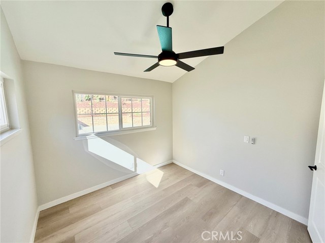 Detail Gallery Image 19 of 27 For 27215 Elias, Saugus,  CA 91350 - 4 Beds | 2 Baths