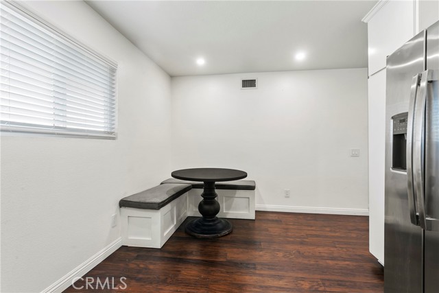 Detail Gallery Image 8 of 17 For 23214 Orange Ave #12,  Lake Forest,  CA 92630 - 2 Beds | 2 Baths